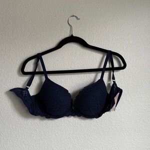Victoria’s Secret Navy Blue Lace Bra Size 36C